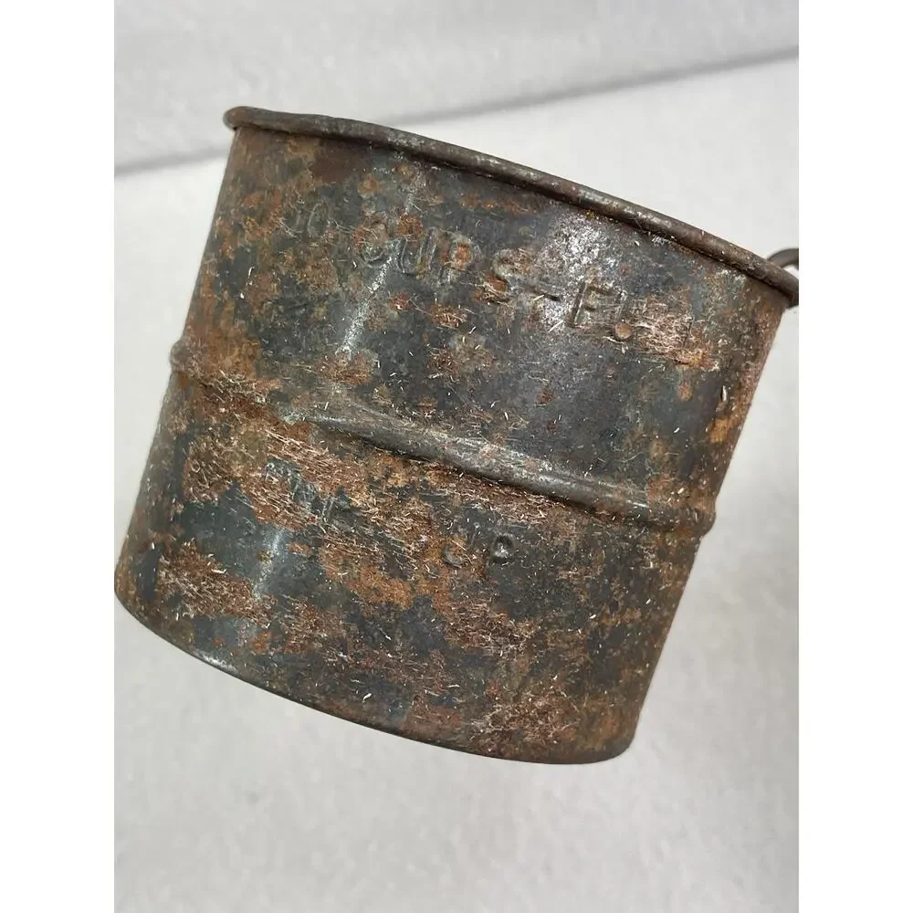 VTG 2 Cup Flour Sifter Embossed Tin Hand Crank Working USA Kitchen Tool